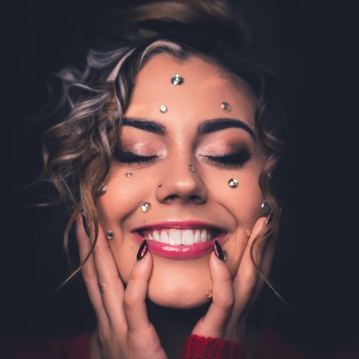 Morgan Lee, Client Relations Director, discussing corporate gifting strategy with business clients